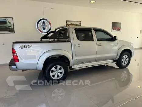 Hilux Caminhonete 2.7 16V 4P SRV FLEX 4X4  CABINE DUPLA AUTO