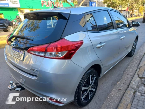 YARIS 1.5 16V XS