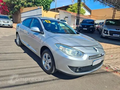 Fluence 2.0 Dynamique 16V Flex 4P Manual