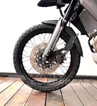 TRIUMPH TIGER 800 XCA