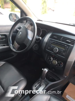 GRAND LIVINA 1.8 SL 16V