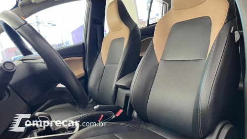 ONIX SEDAN Plus 1.0 12V TB Flex Aut.