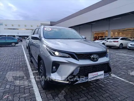 HILUX SW4 2.8 D-4D TURBO DIESEL SRX PLATINUM 4X4
