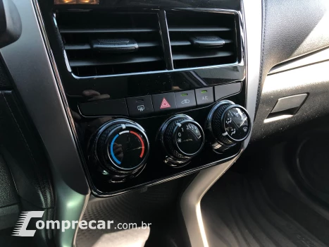 Yaris 1.5 16V Flex Sedan Xl Live Multidrive