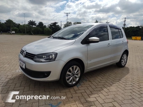 Volkswagen FOX 1.6 MI 8V 4 portas