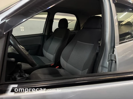 CELTA 1.0 MPFI LT 8V