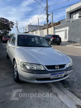 VECTRA 2.2 MPFI GL 8V