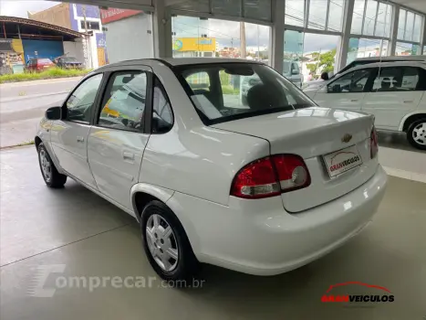 CLASSIC 1.0 MPFI LS 8V FLEX 4P MANUAL