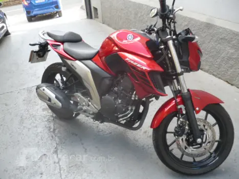 Yamaha fazer 250
