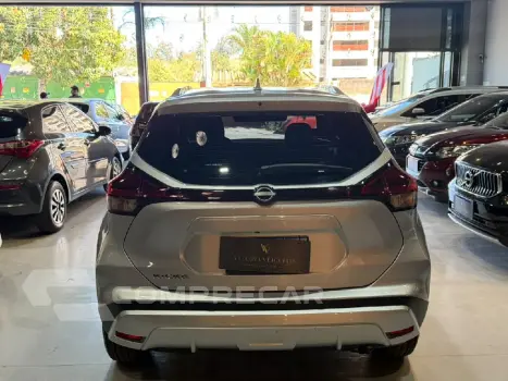 KICKS Sense 1.6 16V Flex Aut.