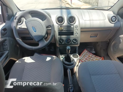 FIESTA 1.6 Rocam SE Plus Sedan 8V