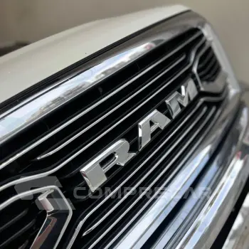 2500 6.7 Laramie 4X4 CD I6 Turbo