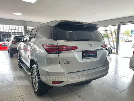 HILUX SW4