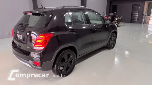 TRACKER 1.4 16V Turbo Midnight