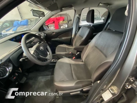 ETIOS HATCH - 1.5 XS 16V 4P AUTOMÁTICO