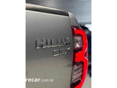 HILUX 2.8 D-4D TURBO DIESEL CD SRX 4X4 AUTOMÁTICO