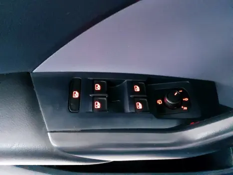 T-CROSS 1.0 200 TSI TOTAL FLEX AUTOMÁTICO