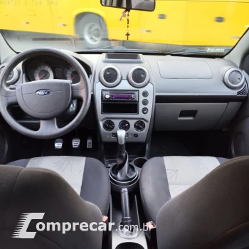 Fiesta TRAIL 1.6 8V Flex 5p