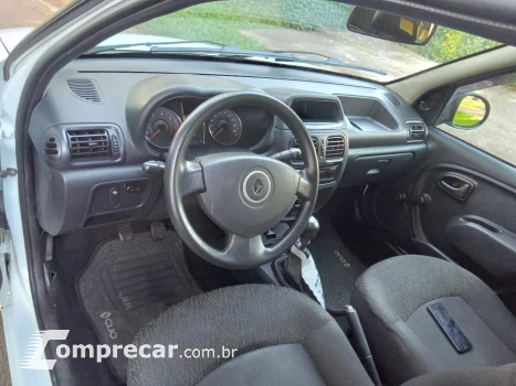 Renault Clio 1.0 4 portas