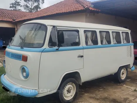 Volkswagen KOMBI 1.5 STD 8V 4 portas