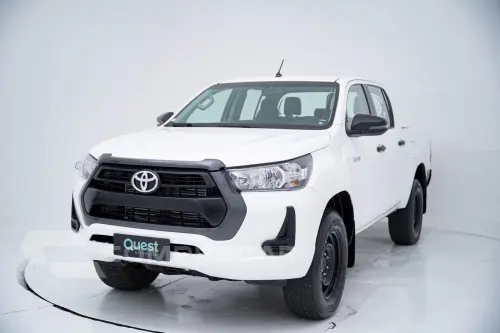 Toyota Hilux CD 4x4 2.8 Diesel Mec. 4 portas