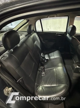 ASTRA 2.0 MPFI Advantage 8V