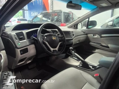 CIVIC - 1.8 EXS 16V 4P AUTOMÁTICO