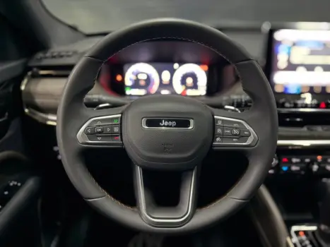 COMMANDER 1.3 T270 TURBO FLEX OVERLAND AT6