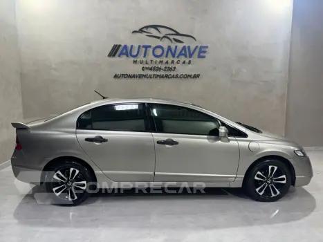 Civic 1.8 16V 4P FLEX LXS AUTOMÁTICO