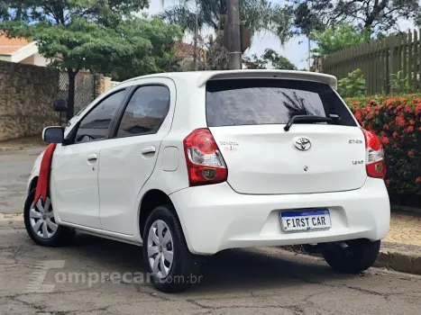 ETIOS 1.3 XS 16V FLEX 4P MANUAL