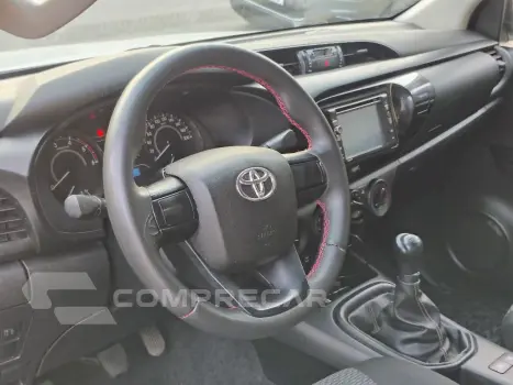 Hilux CD 4x4 2.8 Diesel Mec.