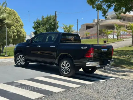 HILUX 2.8 SRX 4X4 CD 16V DIESEL 4P AUTOMÁTICO