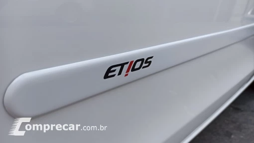 ETIOS 1.5 X Sedan 16V