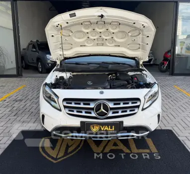 GLA 200 Advance 1.6/1.6 TB 16V Flex Aut.