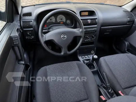 ASTRA 2.0 MPFI Advantage 8V