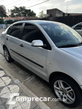 POLO SEDAN 1.6 8V