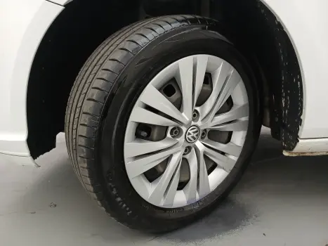 VOYAGE 1.0 12V MPI TOTALFLEX 4P MANUAL