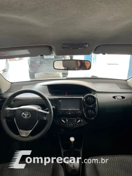 ETIOS 1.5 X Sedan 16V