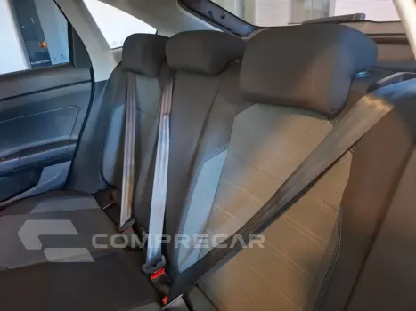 Nivus 1.0 4P FLEX 200 TSI COMFORTLINE AUTOMÁTICO