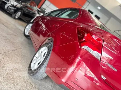 PRISMA - 1.4 MPFI LT 8V 4P MANUAL