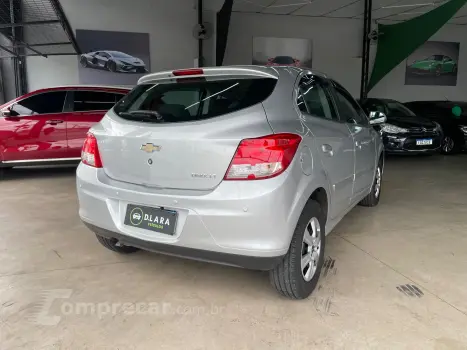 ONIX HATCH LT 1.0 8V FlexPower 5p Mec.