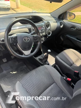 Etios 1.5 XS Hatch