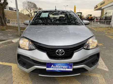 ETIOS 1.5 X PLUS SEDAN 16V FLEX 4P AUTOMÁTICO