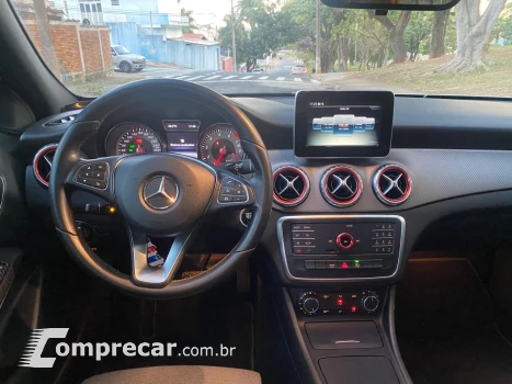 GLA 200 Style 1.6 TB 16V/Flex Aut.