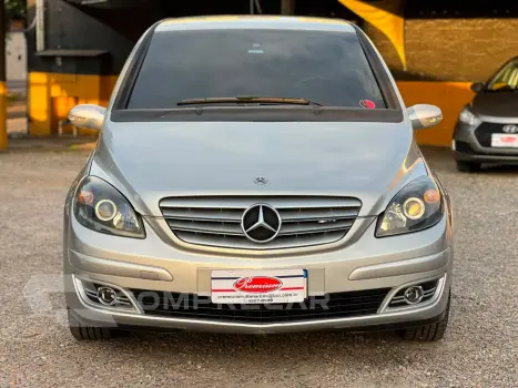 B 200 2.0 8V Gasolina 4P Automático