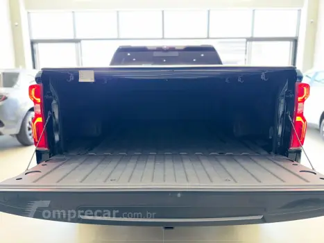 SILVERADO 5.3 V8 1500 High Country 4X4