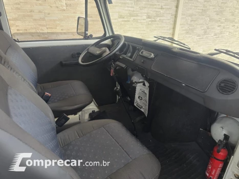 Kombi Furgão 1.4 Mi Total Flex 8V