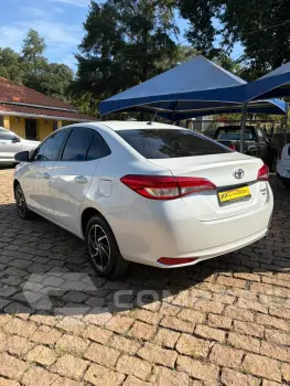 YARIS 1.5 16V Sedan XLS
