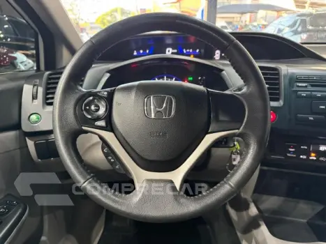 CIVIC - 1.8 LXS 16V 4P AUTOMÁTICO