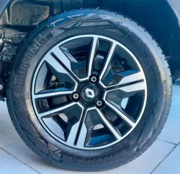 KWID 1.0 12V SCE Intense